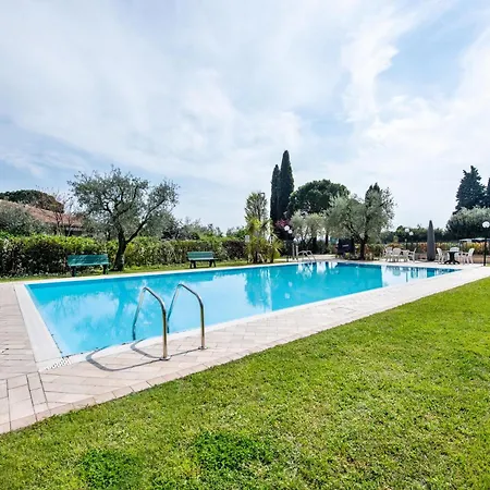 Colibri Apartment San Felice del Benaco