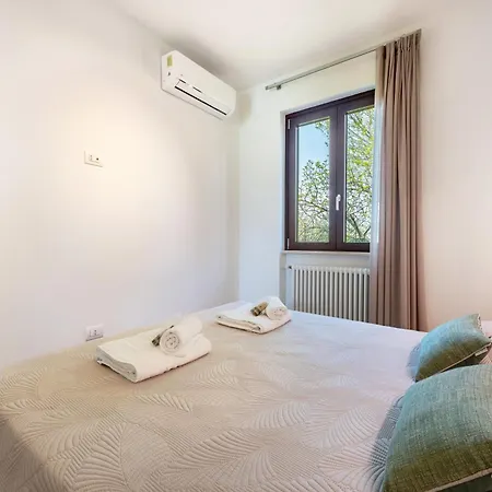 Apartment Colibri San Felice del Benaco